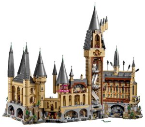 Read more about the article LEGO announce Harry Potter Hogwarts Castle set